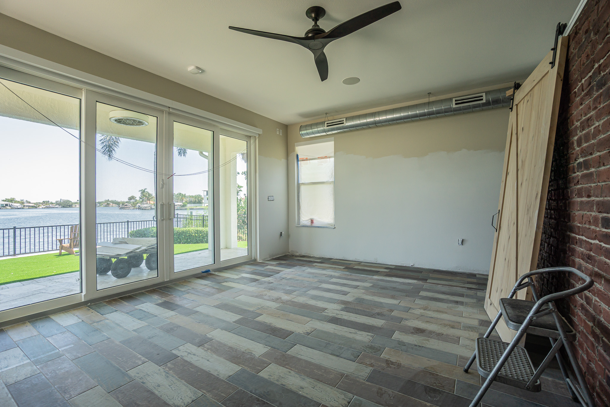 St. Petersburg, Florida, 33704, United States, 4 Bedrooms Bedrooms, ,3 BathroomsBathrooms,Residential,For Sale,1979413