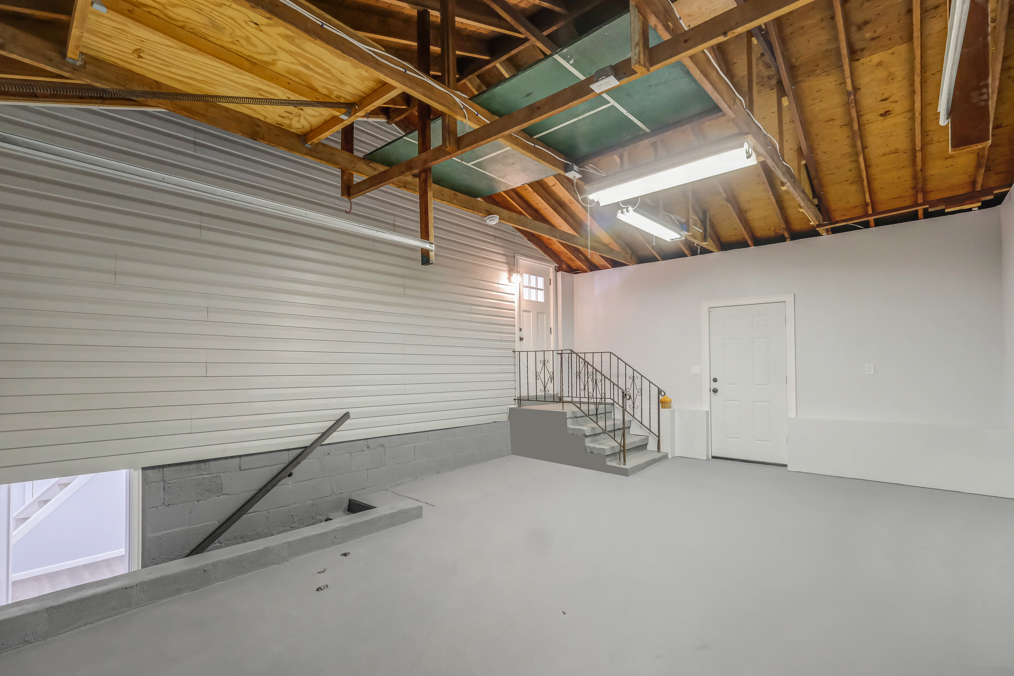 Copiague, New York, 11726, United States, 5 Bedrooms Bedrooms, ,2 BathroomsBathrooms,Residential,For Sale,1923423