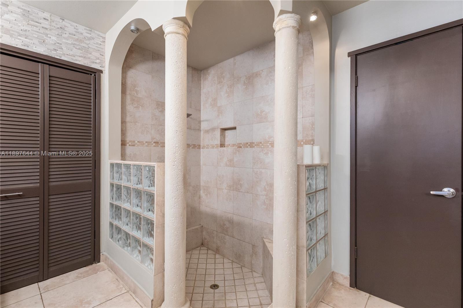 Palmetto Bay, Florida, 33157, United States, 4 Bedrooms Bedrooms, ,4 BathroomsBathrooms,Residential,For Sale,1966916