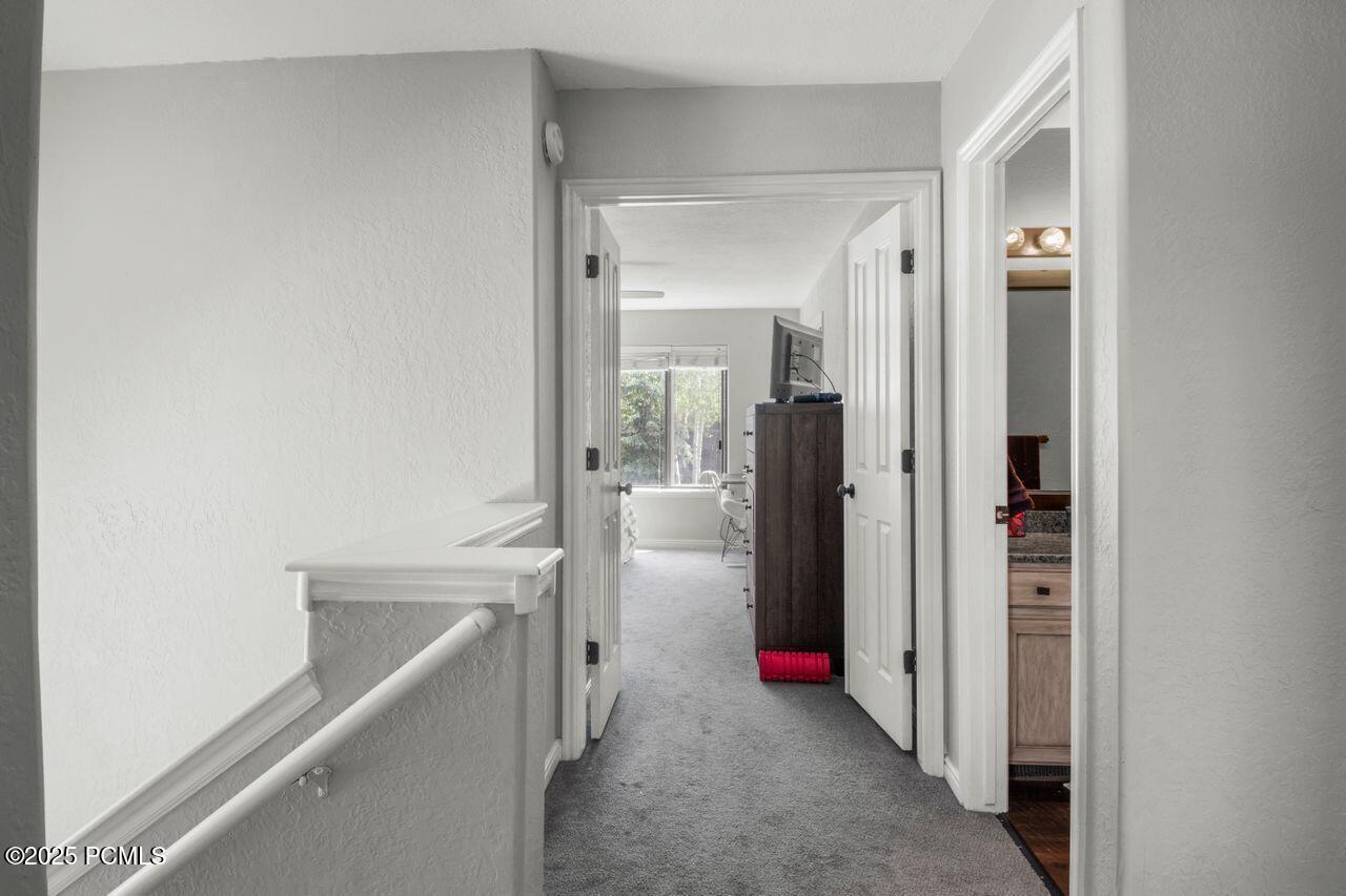 Park City, Utah, 84098, United States, 3 Bedrooms Bedrooms, ,3 BathroomsBathrooms,Residential,For Sale,1826988