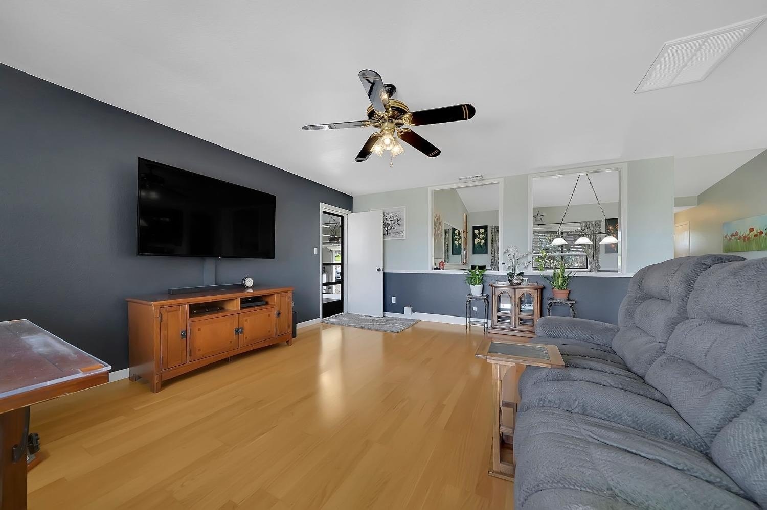 Valley Springs, California, 95252, United States, 5 Bedrooms Bedrooms, ,4 BathroomsBathrooms,Residential,For Sale,1724750