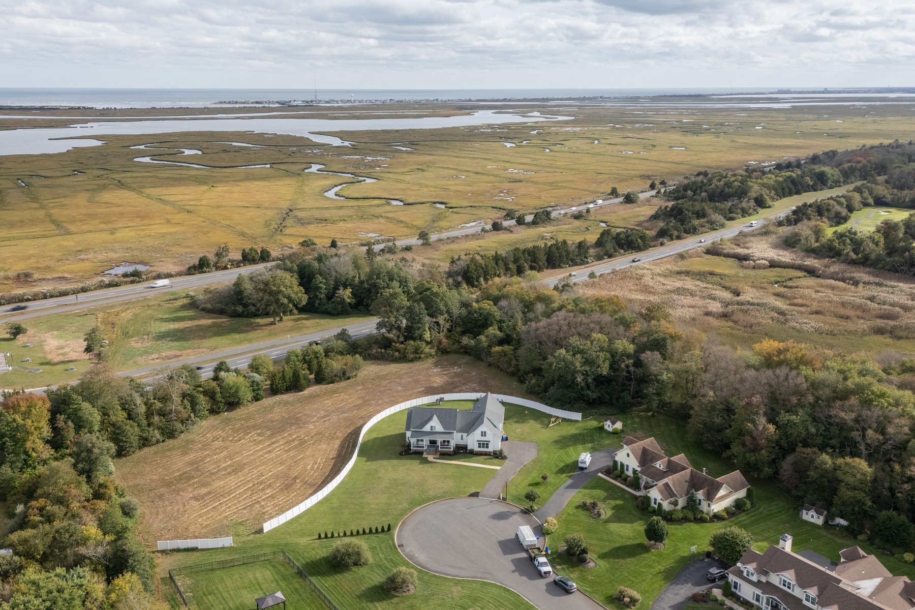  28 Queen Anne Court - 物件實景