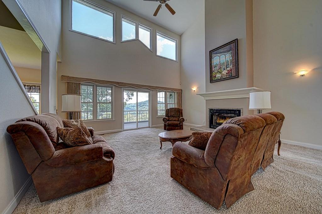 Blairsville, Georgia, 30512, United States, 5 Bedrooms Bedrooms, ,4 BathroomsBathrooms,Residential,For Sale,1770772