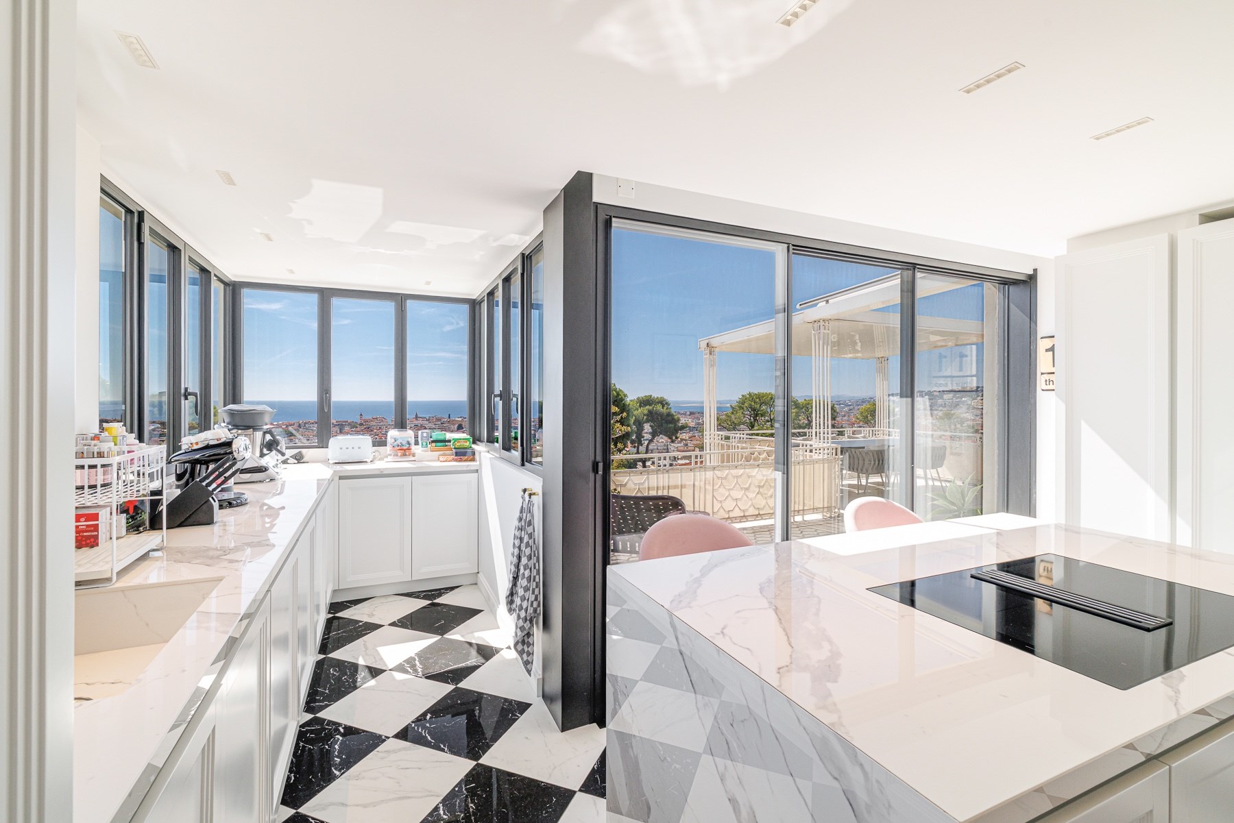  Luxury top floor duplex with panoramic terraces and views in Nice Cimiez - 物件實景