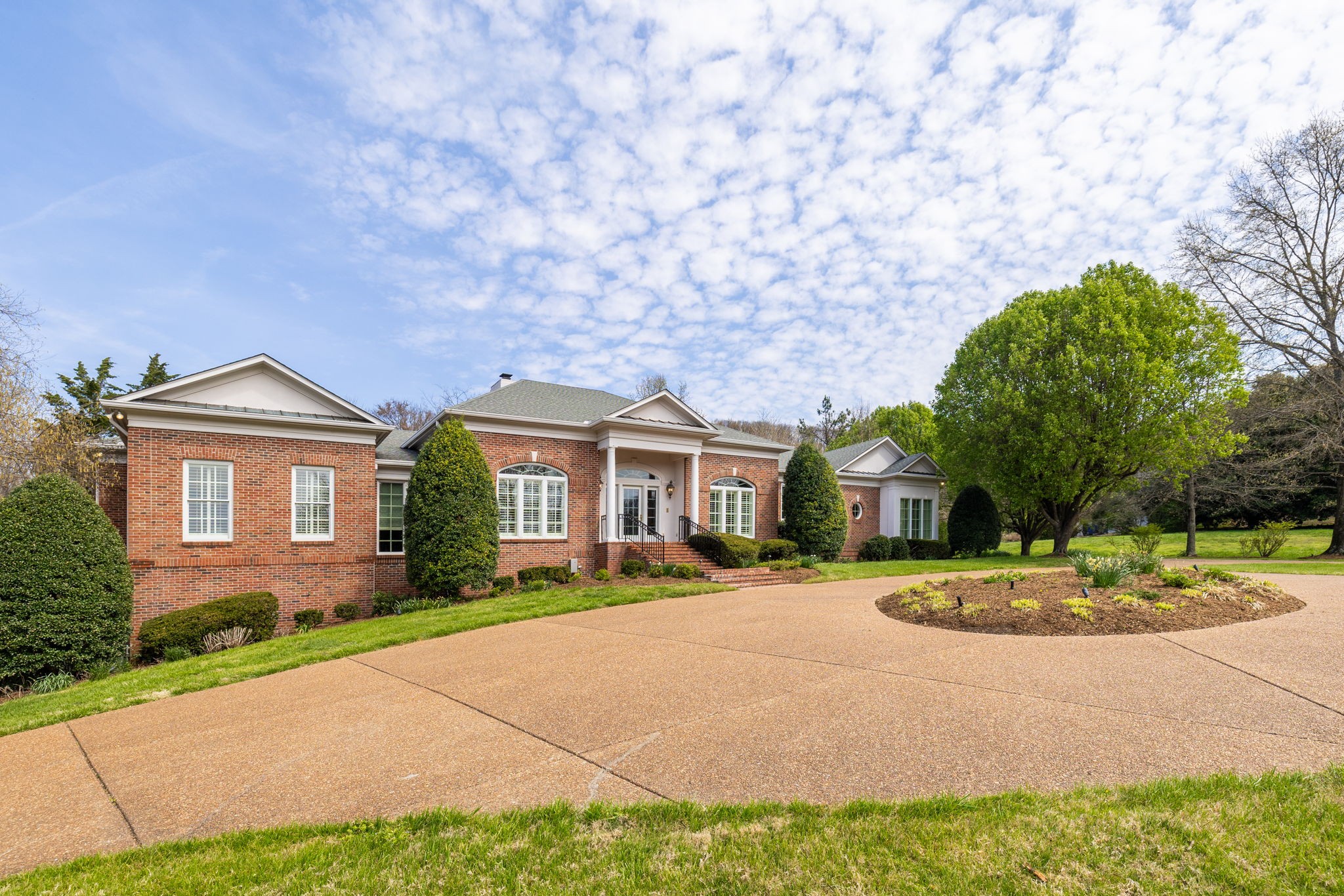  2017 Sunset Hills Ter, Nashville, TN, 37215 - 物件實景