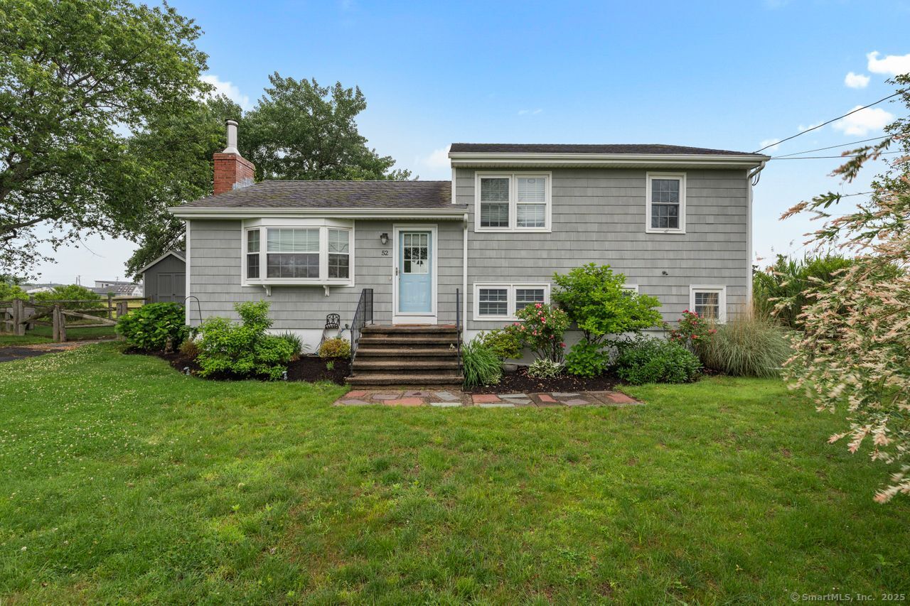 Guilford, Connecticut, 06437, United States, 3 Bedrooms Bedrooms, ,2 BathroomsBathrooms,Residential,For Sale,1906162