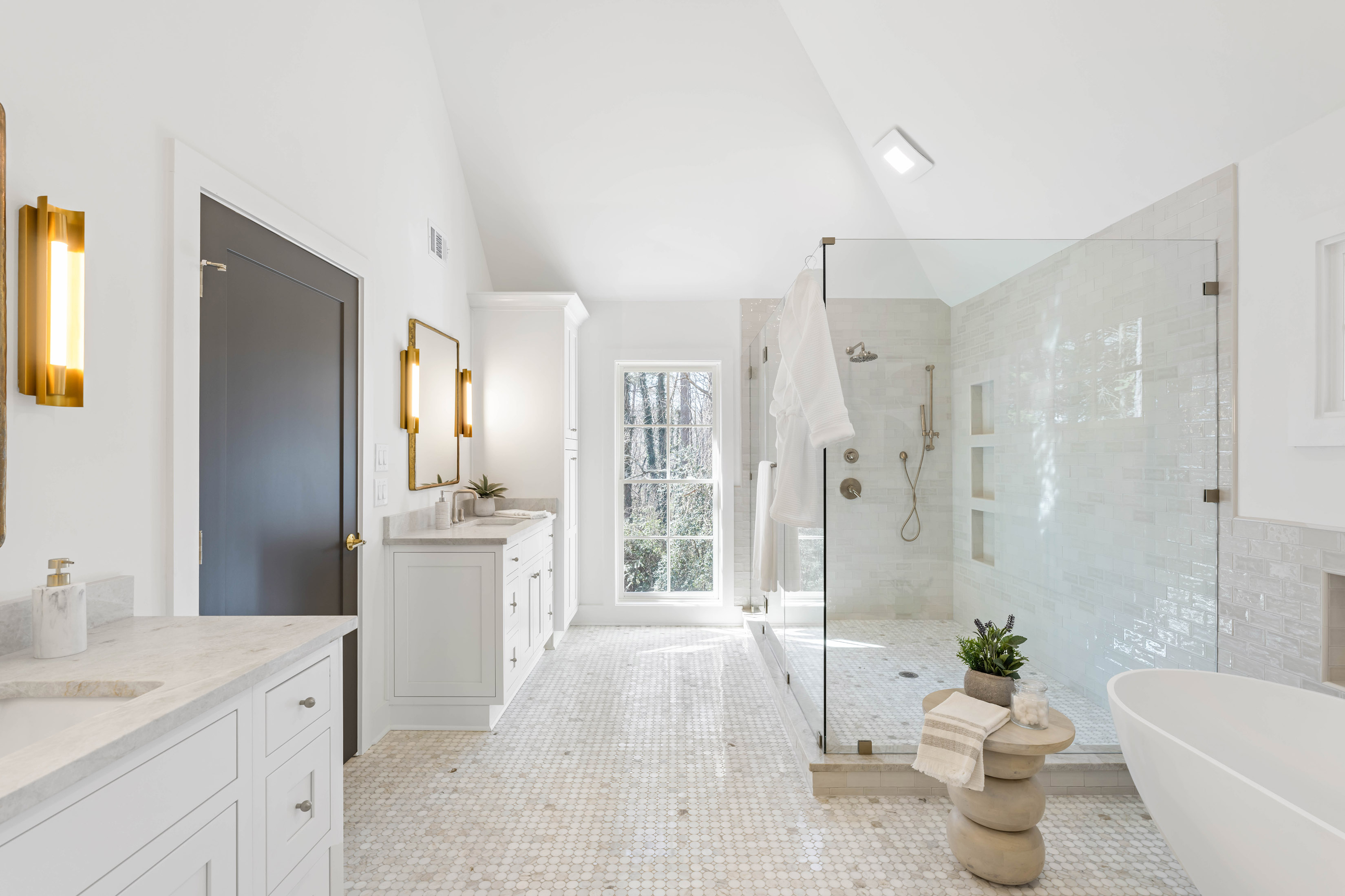  Reimagined Luxury Estate on 3.87 Acres - 物件實景