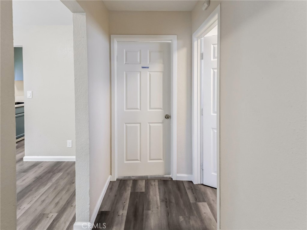 Los Angeles, California, 90003, United States, 5 Bedrooms Bedrooms, ,3 BathroomsBathrooms,Residential,For Sale,1935114