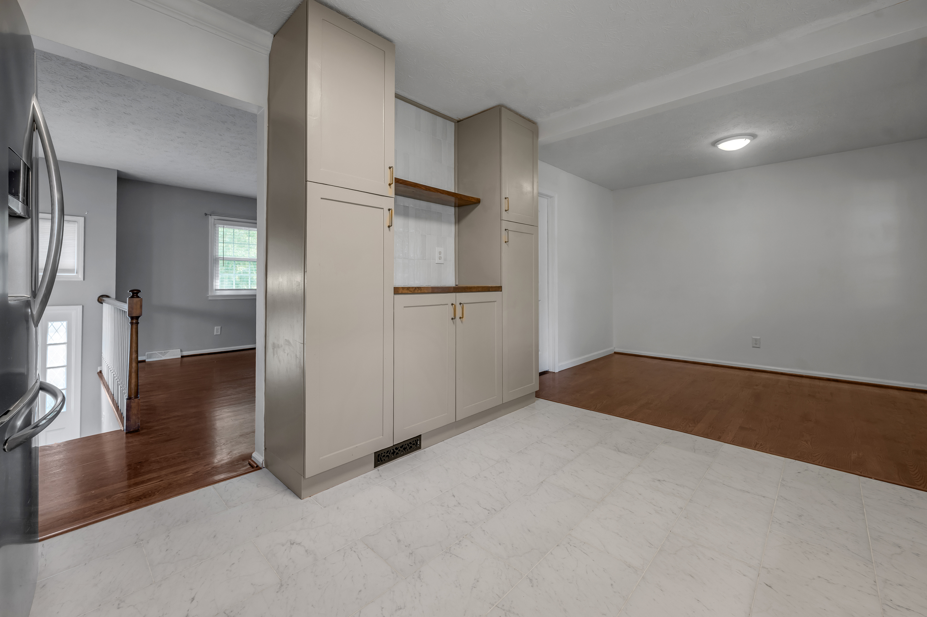  568 Merrimac Drive - 物件實景