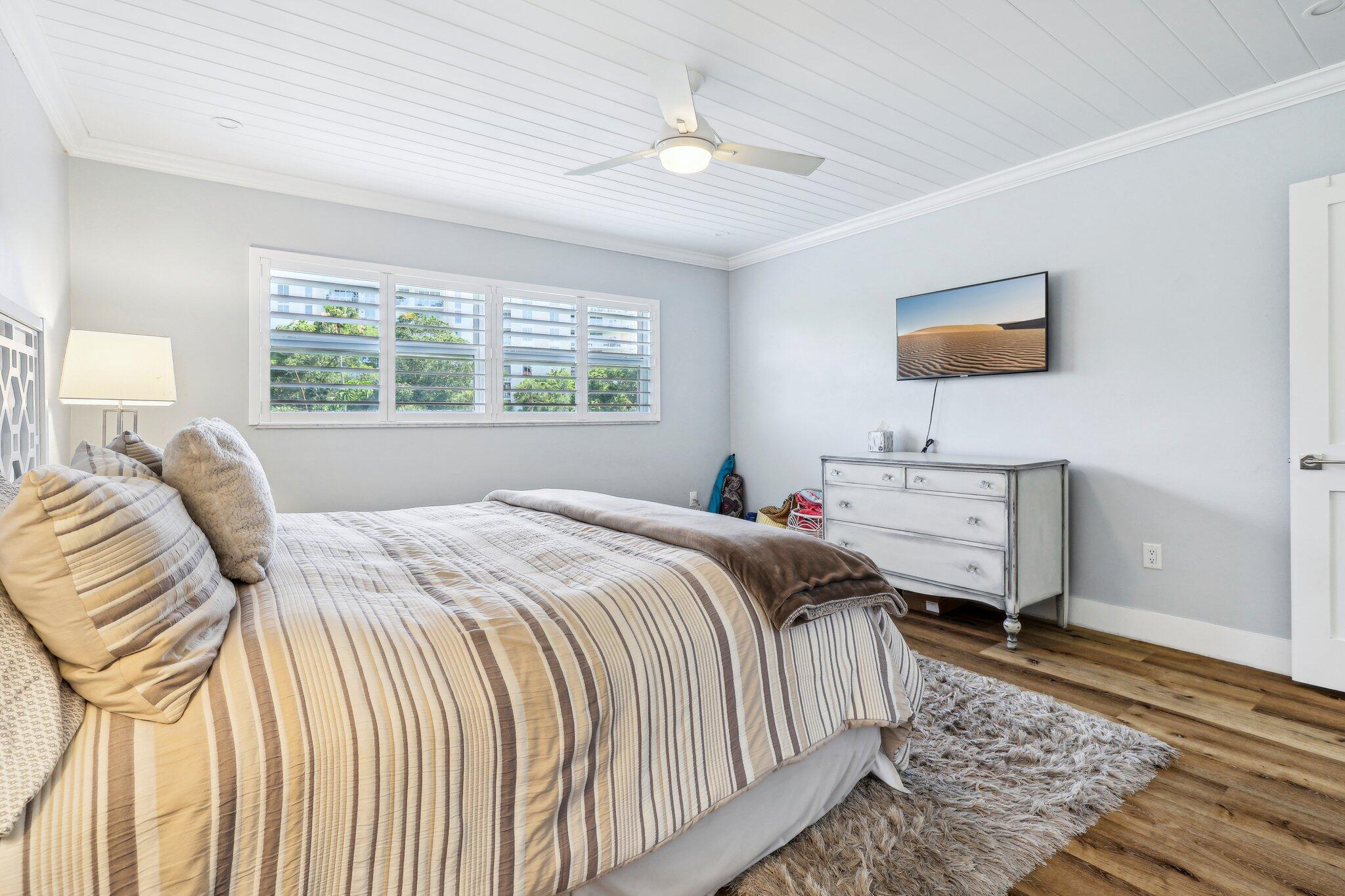 Boca Raton, Florida, 33432, United States, 2 Bedrooms Bedrooms, ,2 BathroomsBathrooms,Residential,For Sale,1826593