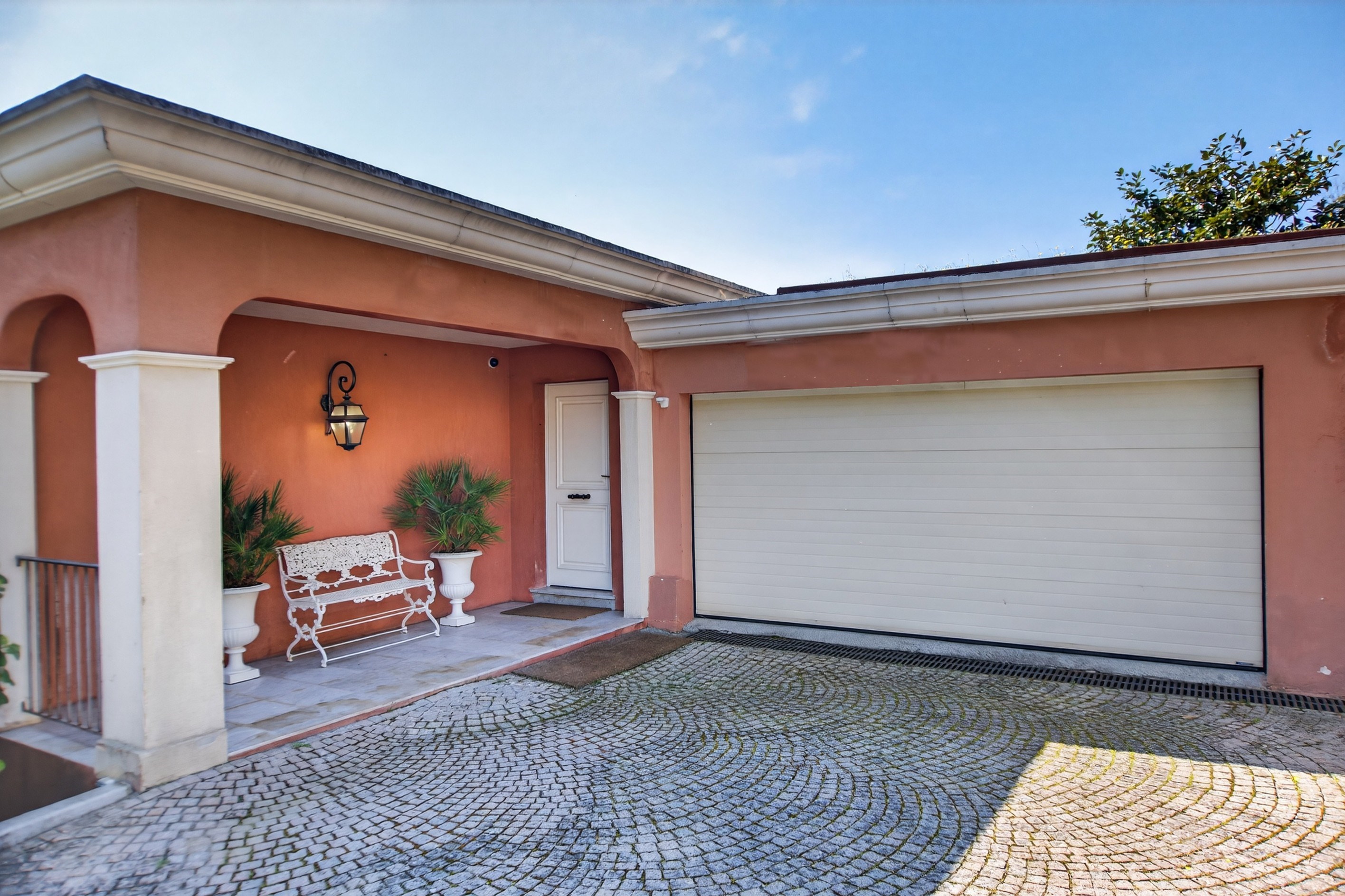  Mandelieu-la-Napoule architect villa with panoramic sea views, pool and 4 bedro… - 物件實景