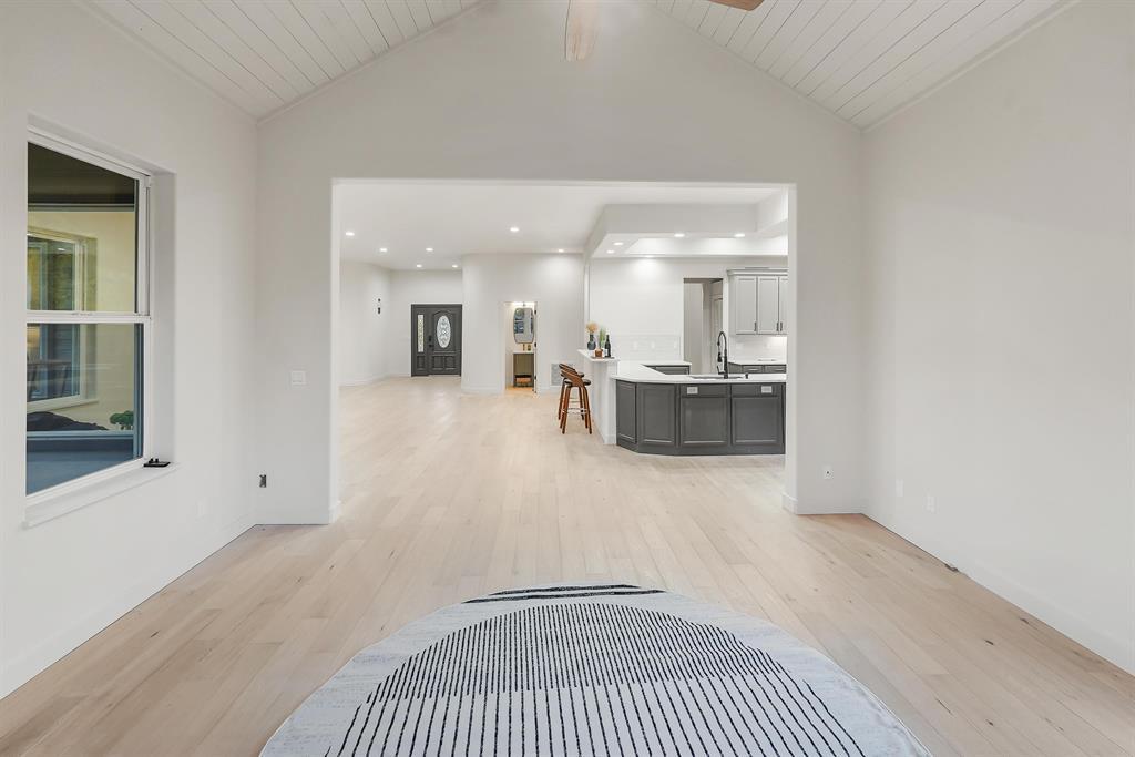 Durango, Colorado, 81301, United States, 3 Bedrooms Bedrooms, ,2 BathroomsBathrooms,Residential,For Sale,1989525