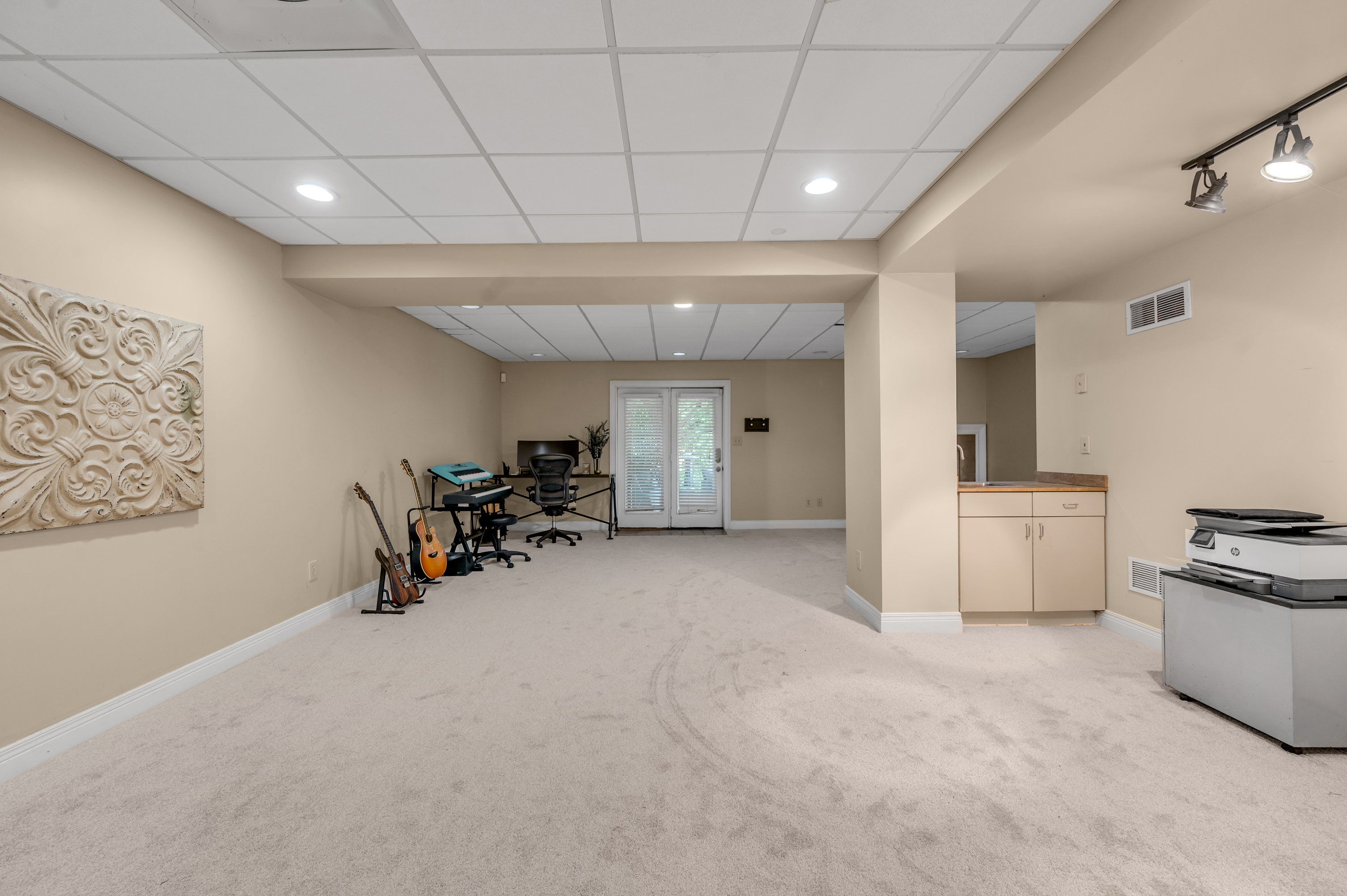  1070 Forest Lake Drive - 物件實景