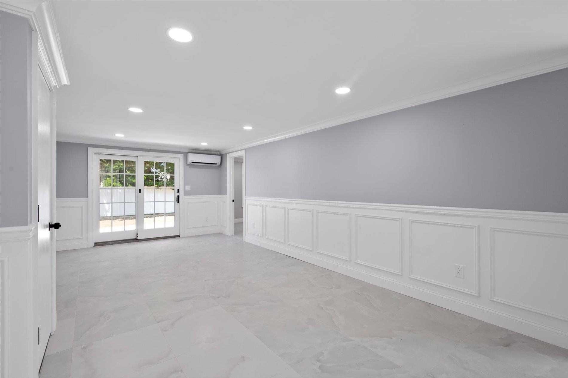 Massapequa Park, New York, 11762, United States, 5 Bedrooms Bedrooms, ,4 BathroomsBathrooms,Residential,For Sale,1903014