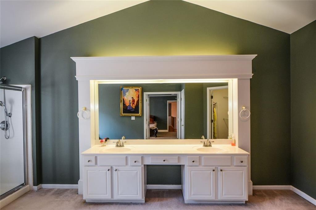 Cumming, Georgia, 30041, United States, 5 Bedrooms Bedrooms, ,4 BathroomsBathrooms,Residential,For Sale,1997427