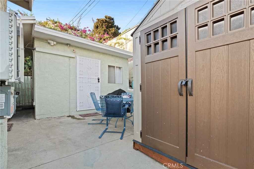 Los Angeles, California, 90063, United States, 3 Bedrooms Bedrooms, ,3 BathroomsBathrooms,Residential,For Sale,1938120
