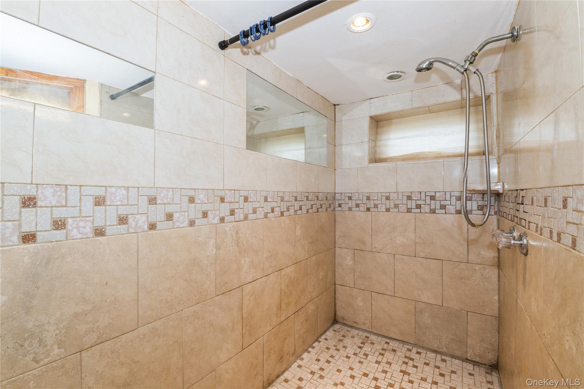 Brooklyn, New York, 11208, United States, 4 Bedrooms Bedrooms, ,3 BathroomsBathrooms,Residential,For Sale,1948244