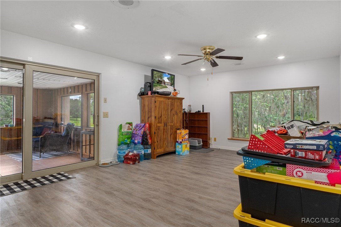 Inverness, Florida, 34453, United States, 6 Bedrooms Bedrooms, ,4 BathroomsBathrooms,Residential,For Sale,1975798