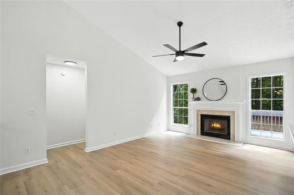 Cumming, Georgia, 30040, United States, 4 Bedrooms Bedrooms, ,3 BathroomsBathrooms,Residential,For Sale,1925510