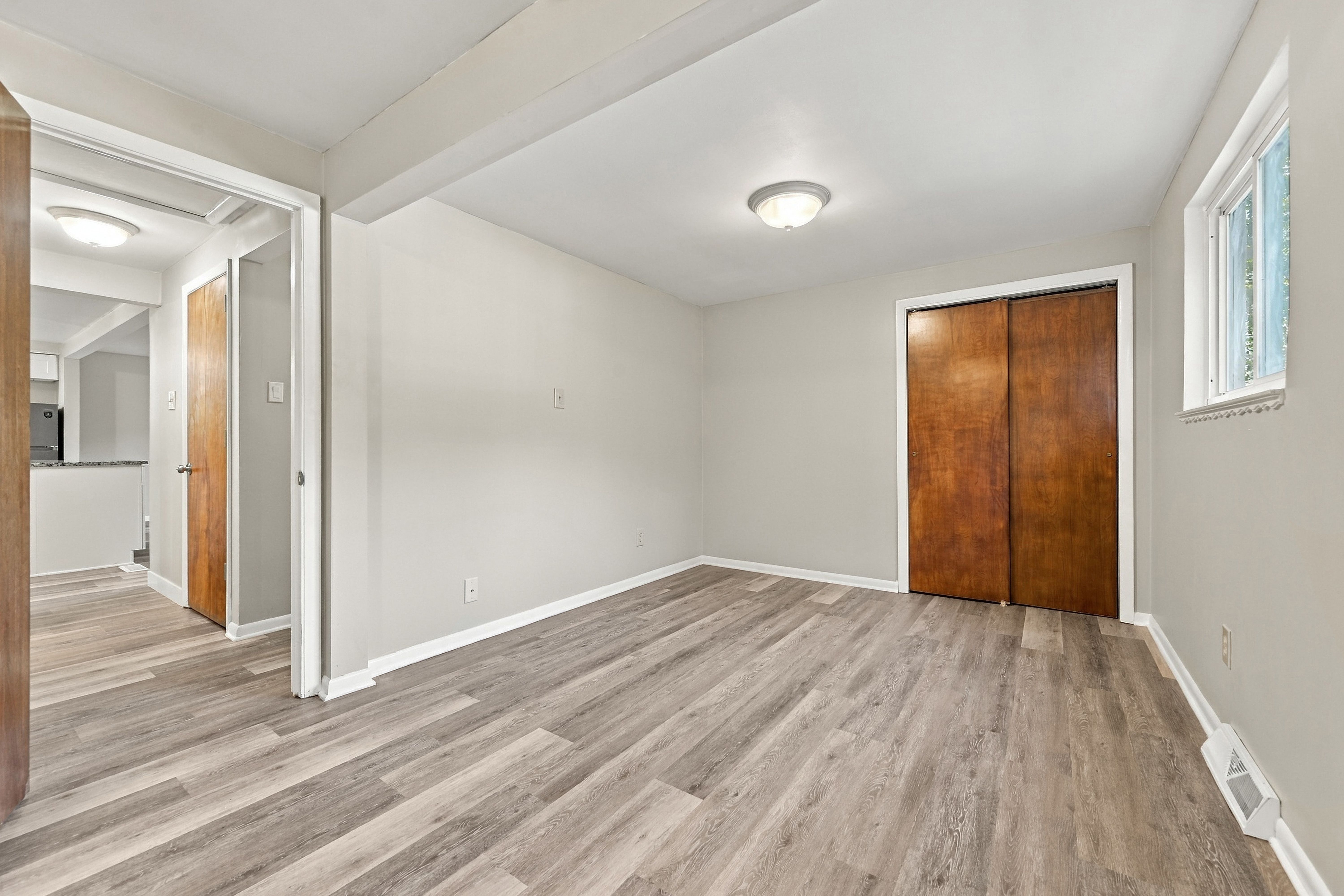  134 Becks Run Road, Coraopolis, PA 15108 - 物件實景