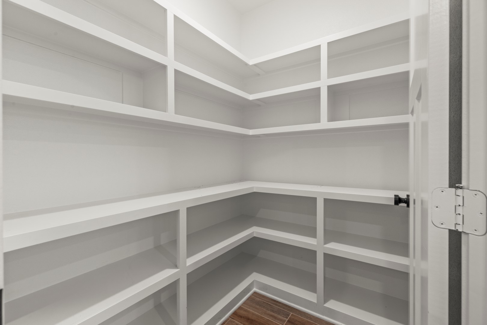 Tyler, Texas, 75706, United States, 4 Bedrooms Bedrooms, ,3 BathroomsBathrooms,Residential,For Sale,1983629