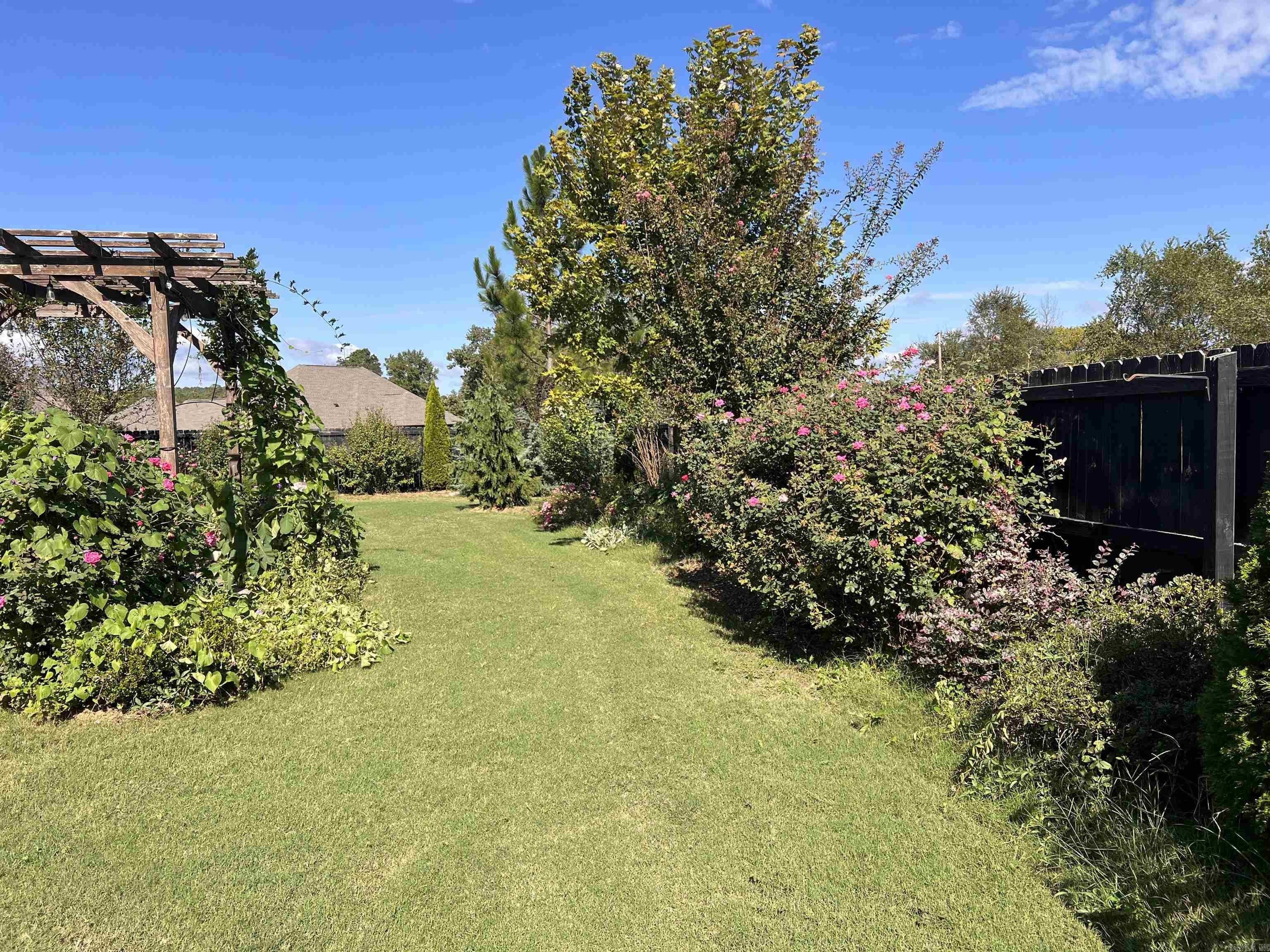 Hot Springs, Arkansas, 71913, United States, 3 Bedrooms Bedrooms, ,3 BathroomsBathrooms,Residential,For Sale,1976234