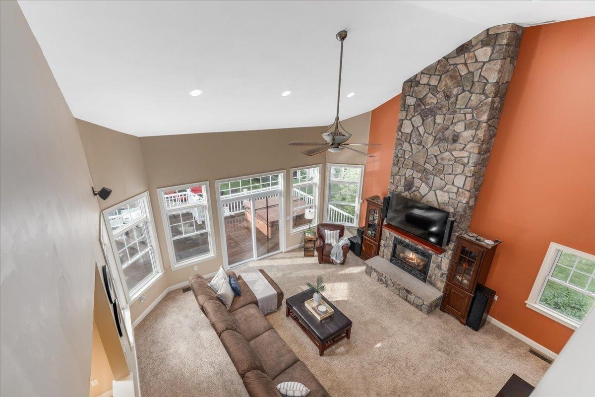 Bedford, New Hampshire, 03110, United States, 4 Bedrooms Bedrooms, ,5 BathroomsBathrooms,Residential,For Sale,1865787