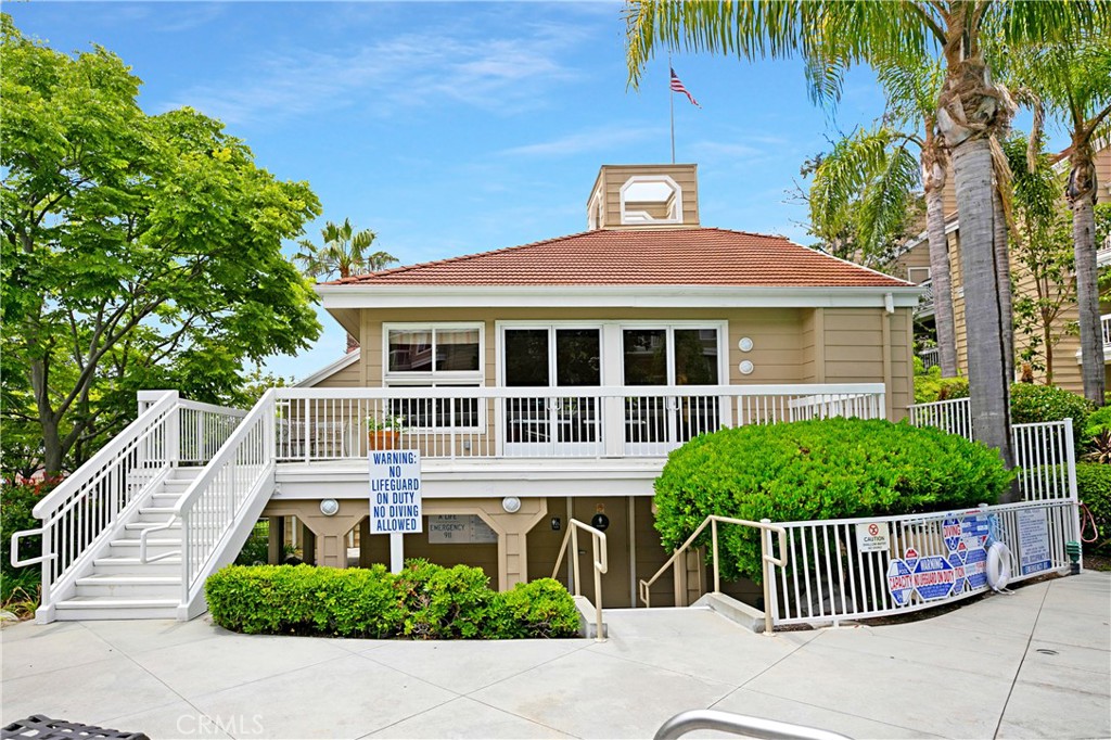 Huntington Beach, California, 92646, United States, 2 Bedrooms Bedrooms, ,2 BathroomsBathrooms,Residential,For Sale,1939014