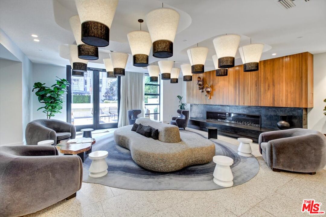 Los Angeles, California, 90024, United States, 2 Bedrooms Bedrooms, ,2 BathroomsBathrooms,Residential,For Sale,1940220