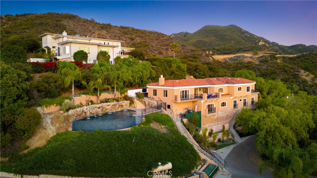 Calabasas, California, 91302, United States, 4 Bedrooms Bedrooms, ,4 BathroomsBathrooms,Residential,For Sale,1856479