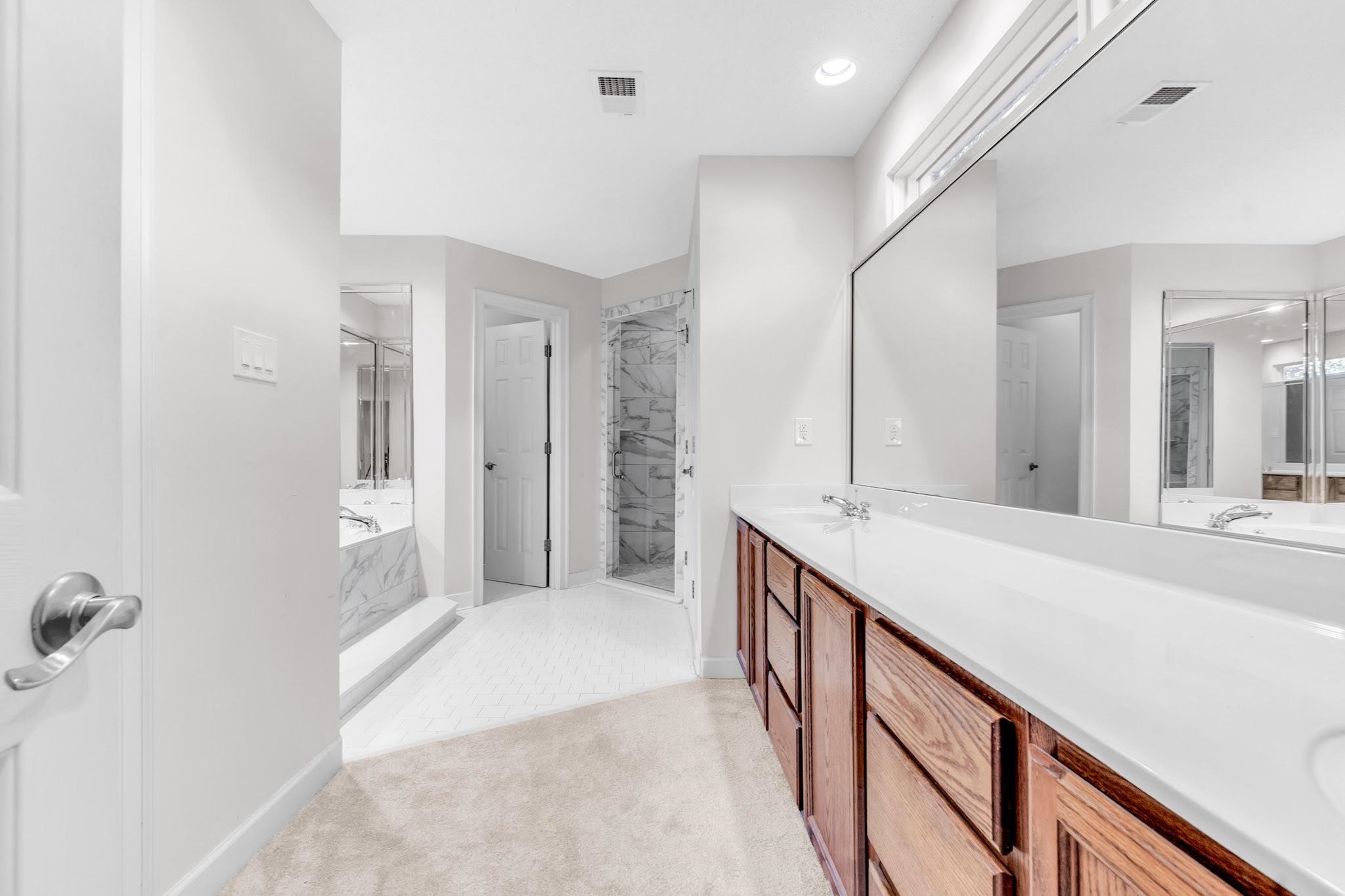 Germantown, Tennessee, 38139, United States, 6 Bedrooms Bedrooms, ,6 BathroomsBathrooms,Residential,For Sale,1987411