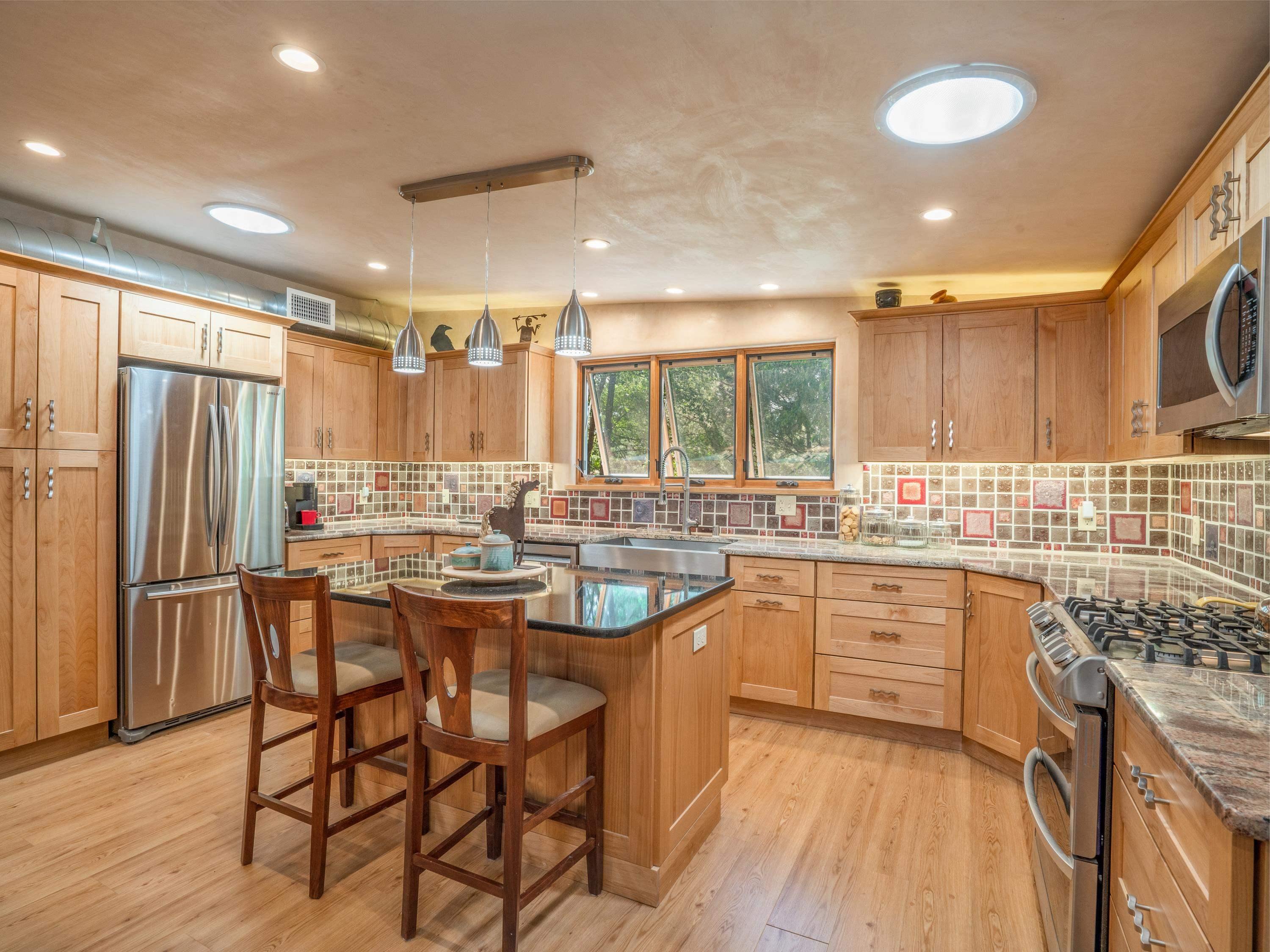 128 Las Cruces, Taos, New Mexico, 87571, United States, 2 Bedrooms Bedrooms, ,2 BathroomsBathrooms,Residential,For Sale,128 Las Cruces,1629727