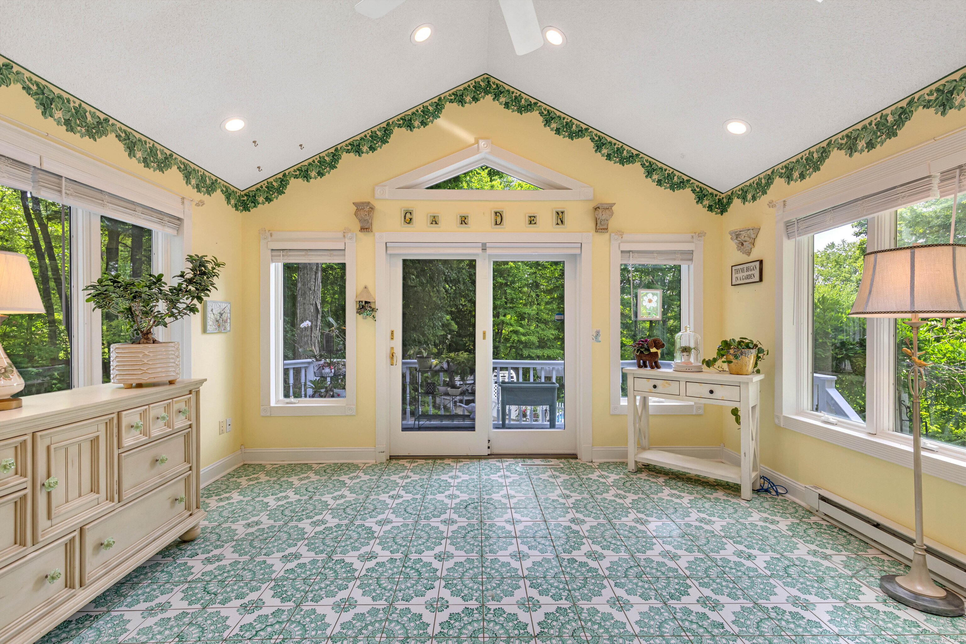 Madison, Connecticut, 06443, United States, 4 Bedrooms Bedrooms, ,3 BathroomsBathrooms,Residential,For Sale,1896835