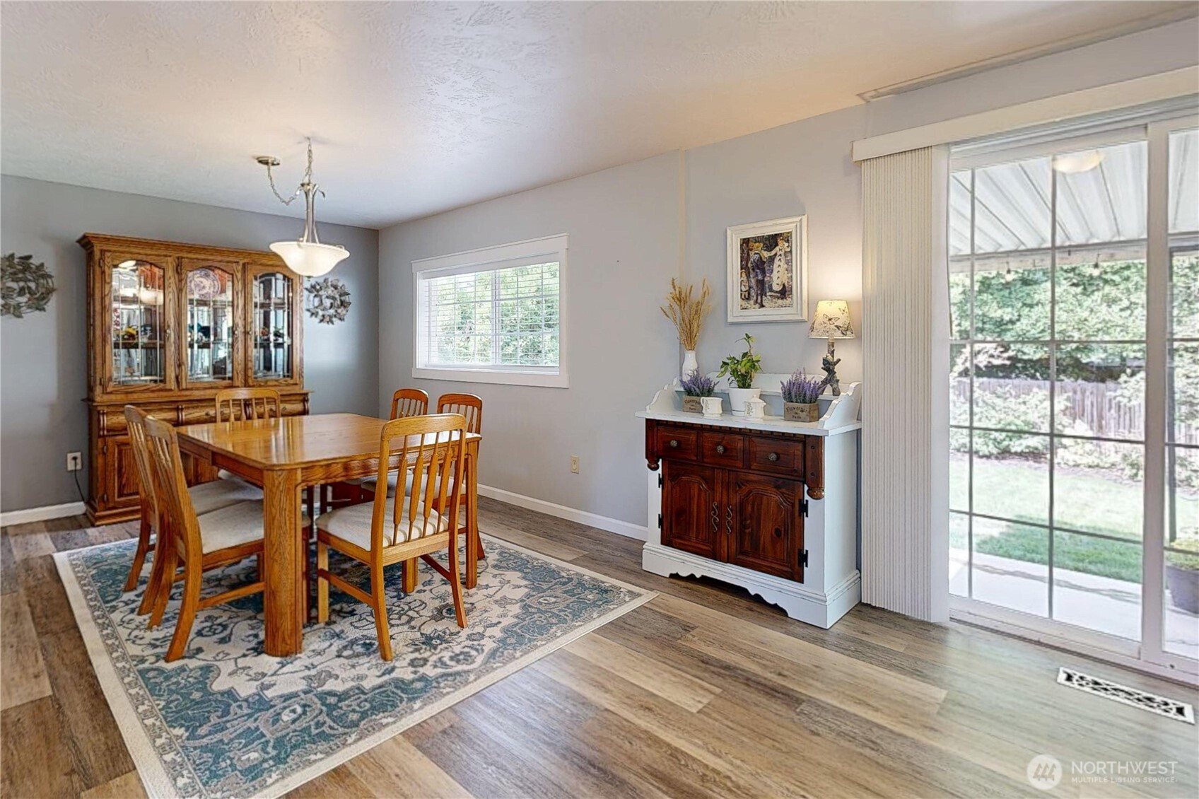 Walla Walla, Washington, 99362, United States, 4 Bedrooms Bedrooms, ,3 BathroomsBathrooms,Residential,For Sale,1918786