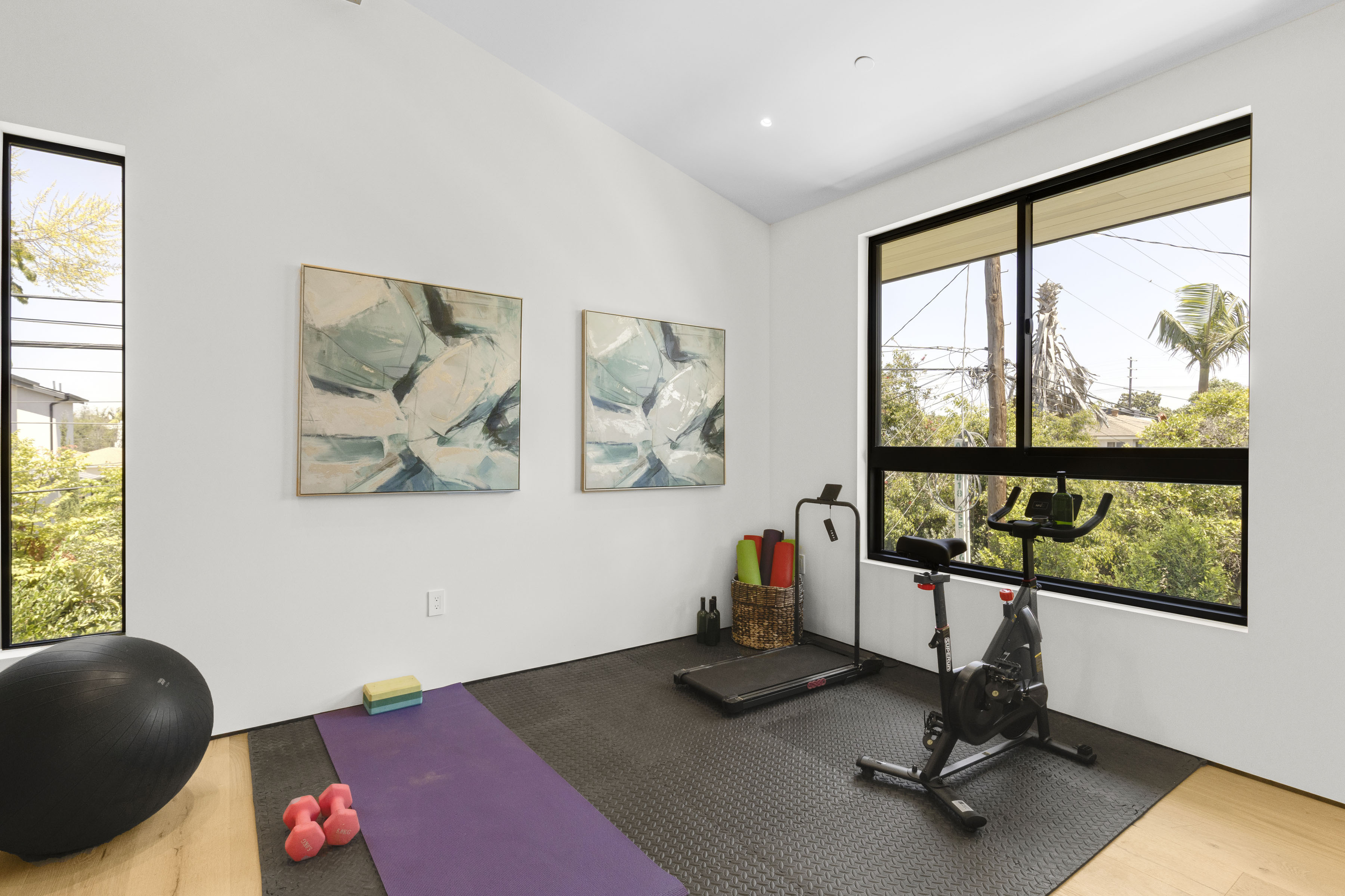  3542 Butler Ave - 物件實景