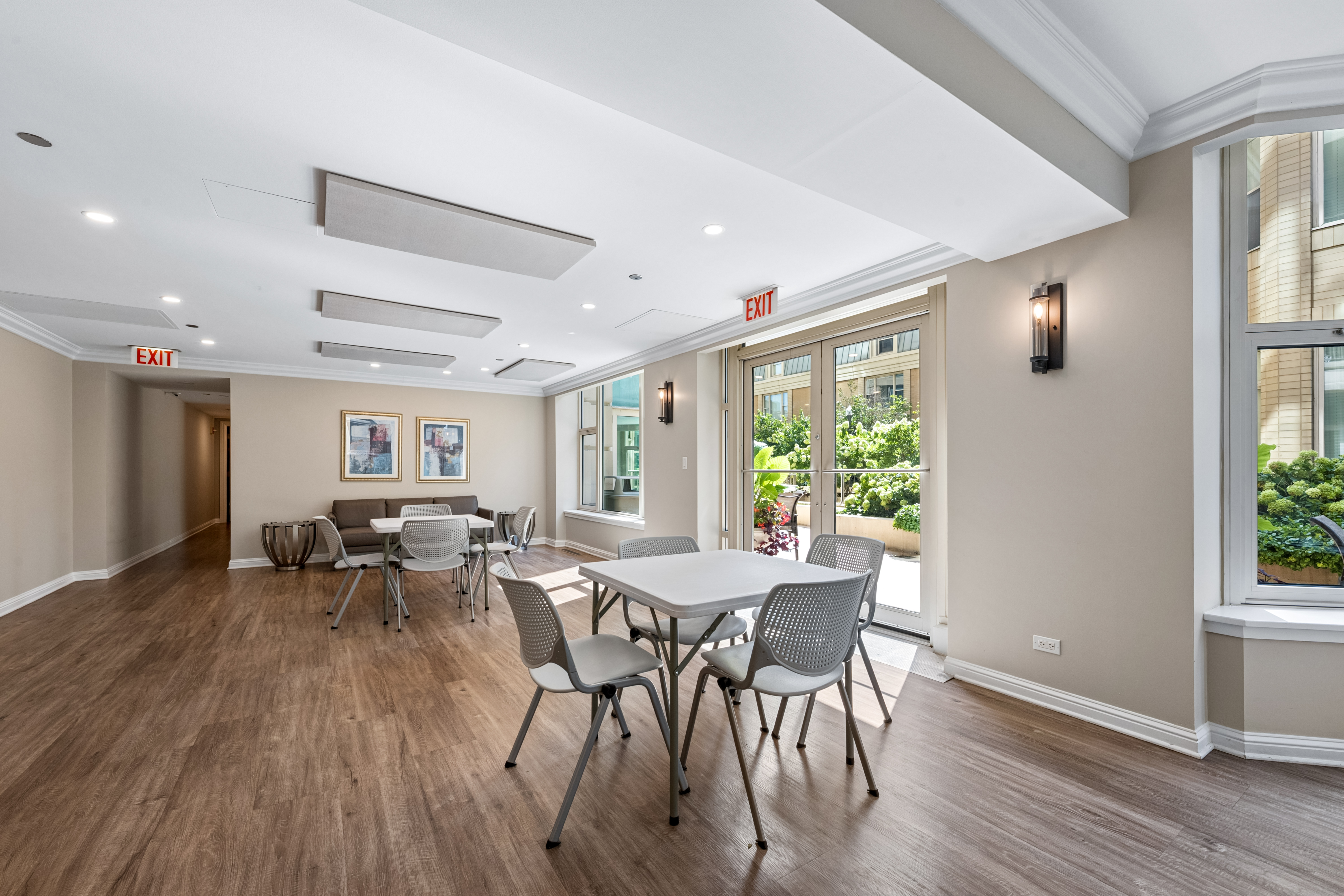 Northeast Split Two Bedroom with Outstanding City and Lake Views at The Fordham - 物件實景