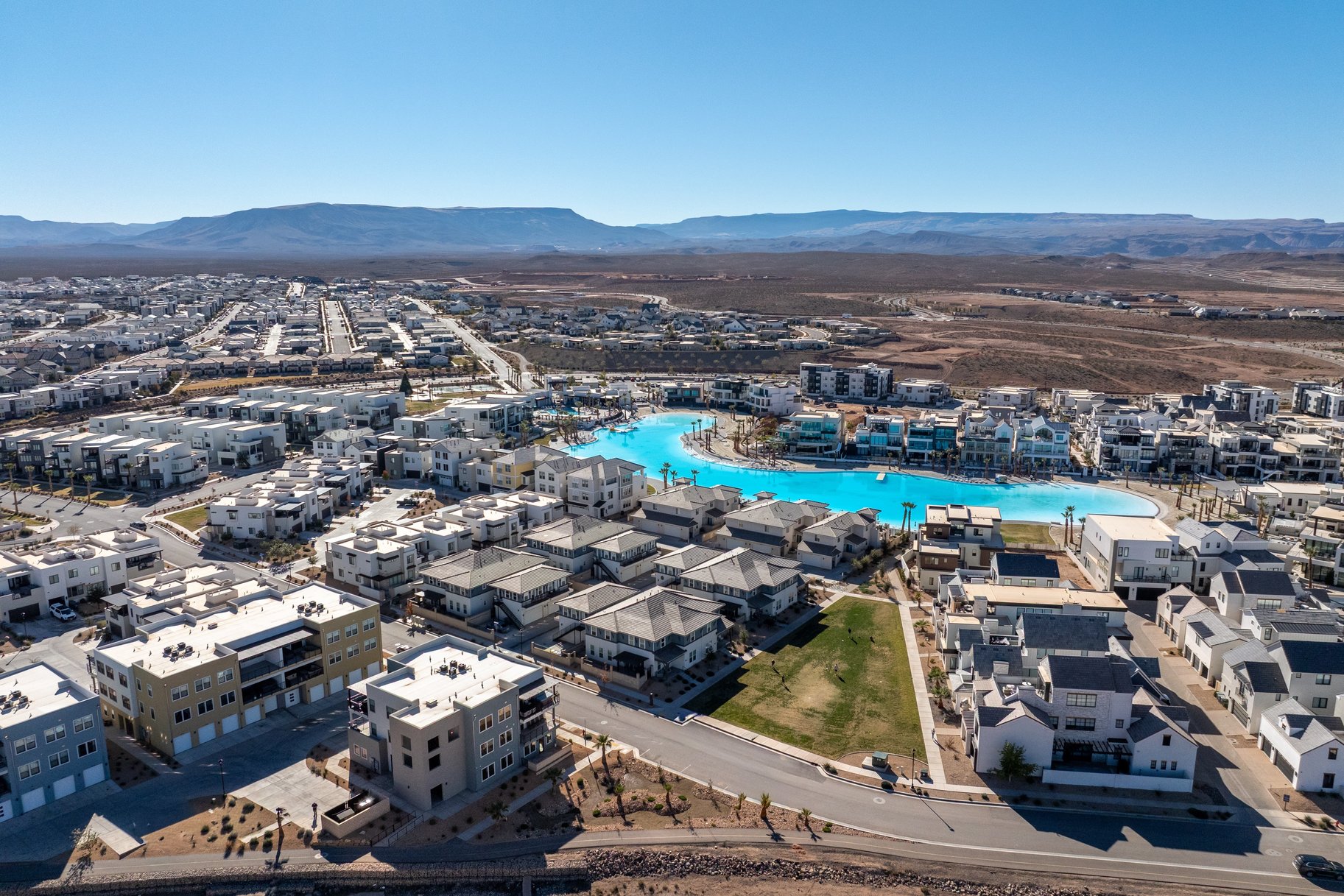  Short Term Rental Opportunity In Desert Color - 物件實景