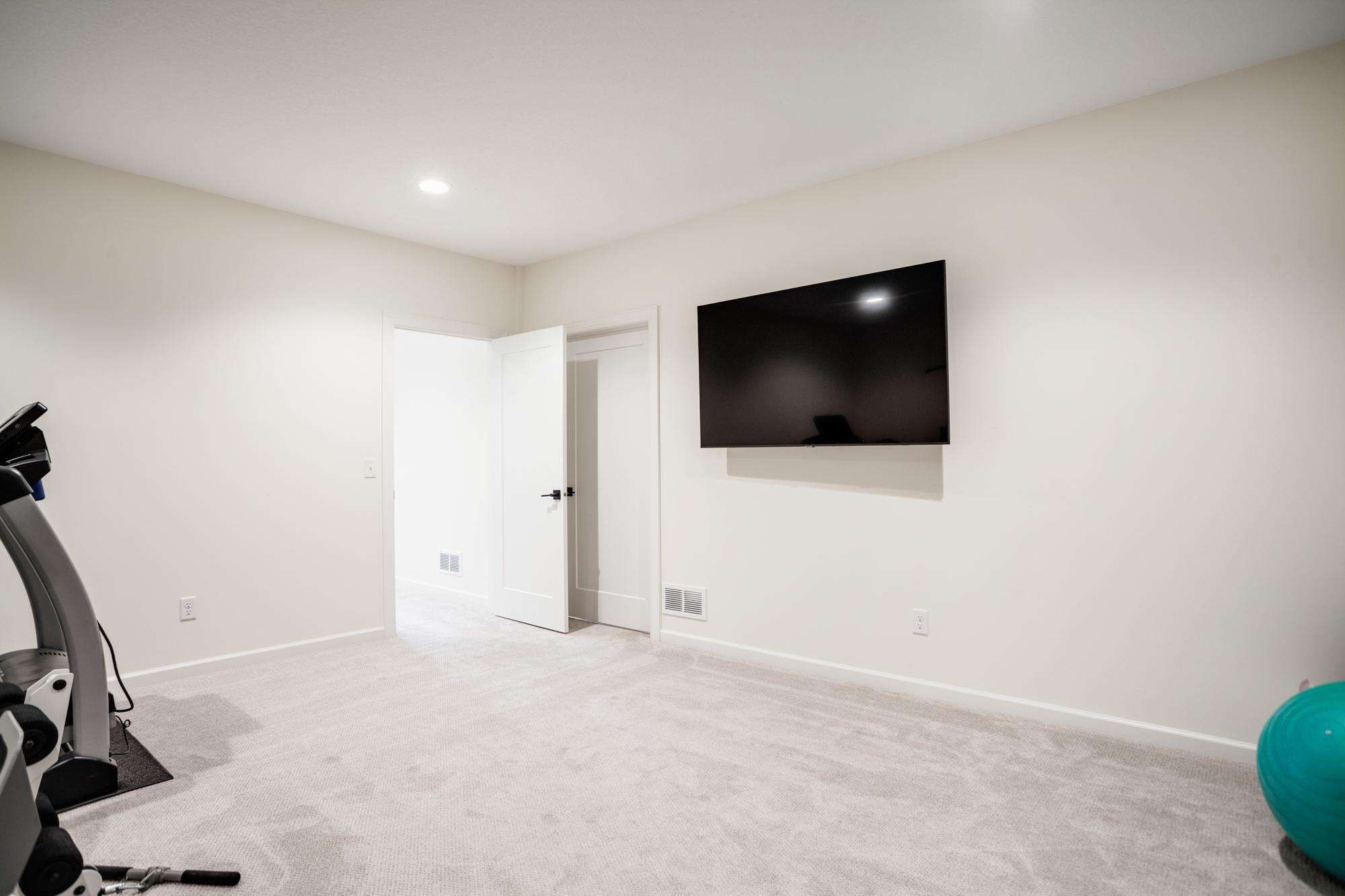 White Bear Twp, Minnesota, 55127, United States, 3 Bedrooms Bedrooms, ,2 BathroomsBathrooms,Residential,For Sale,1966984