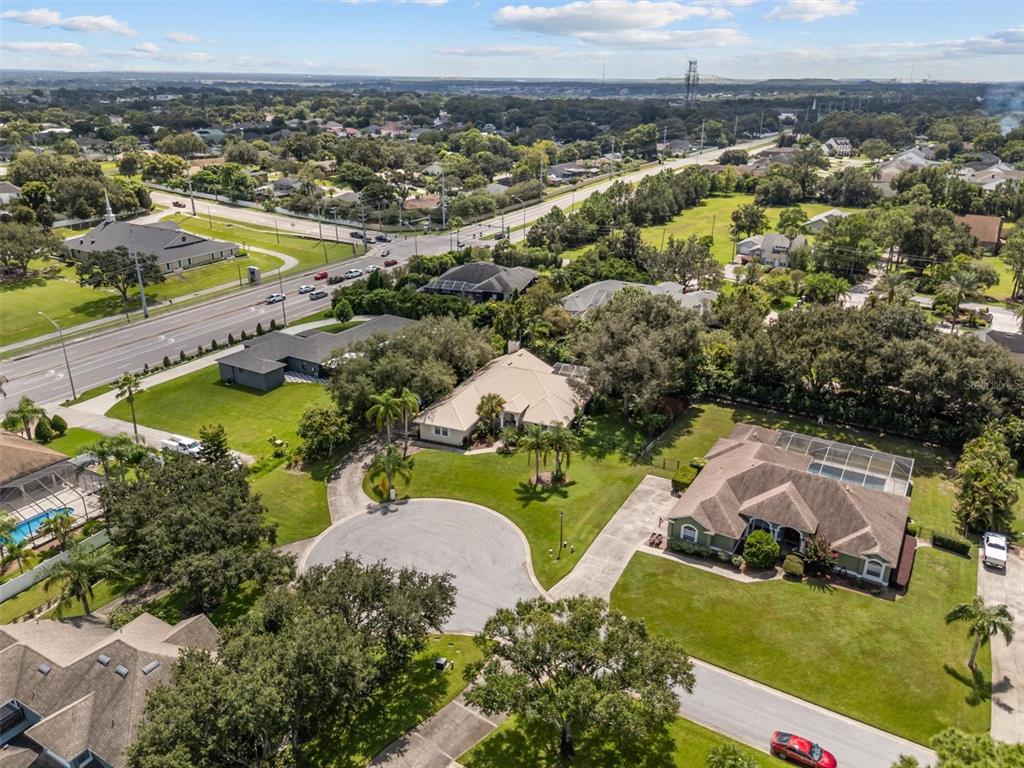 Lakeland, Florida, 33813, United States, 4 Bedrooms Bedrooms, ,4 BathroomsBathrooms,Residential,For Sale,1948005
