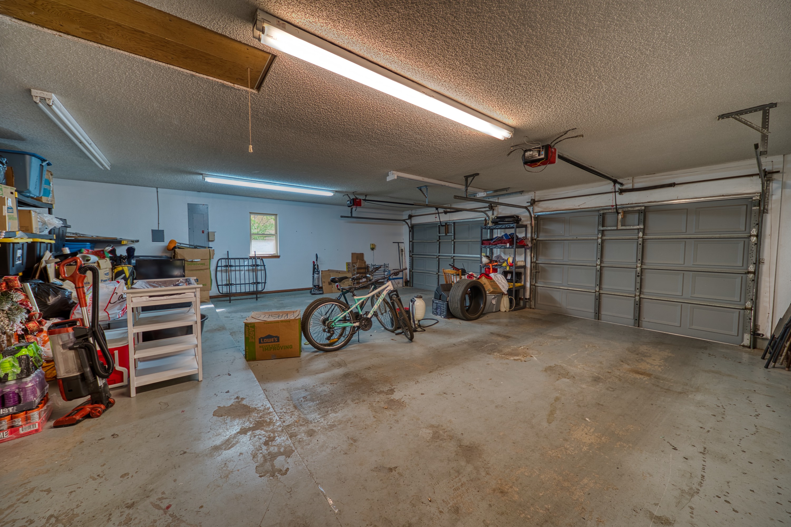 Carlsbad, New Mexico, 88220, United States, 4 Bedrooms Bedrooms, ,3 BathroomsBathrooms,Residential,For Sale,1974897