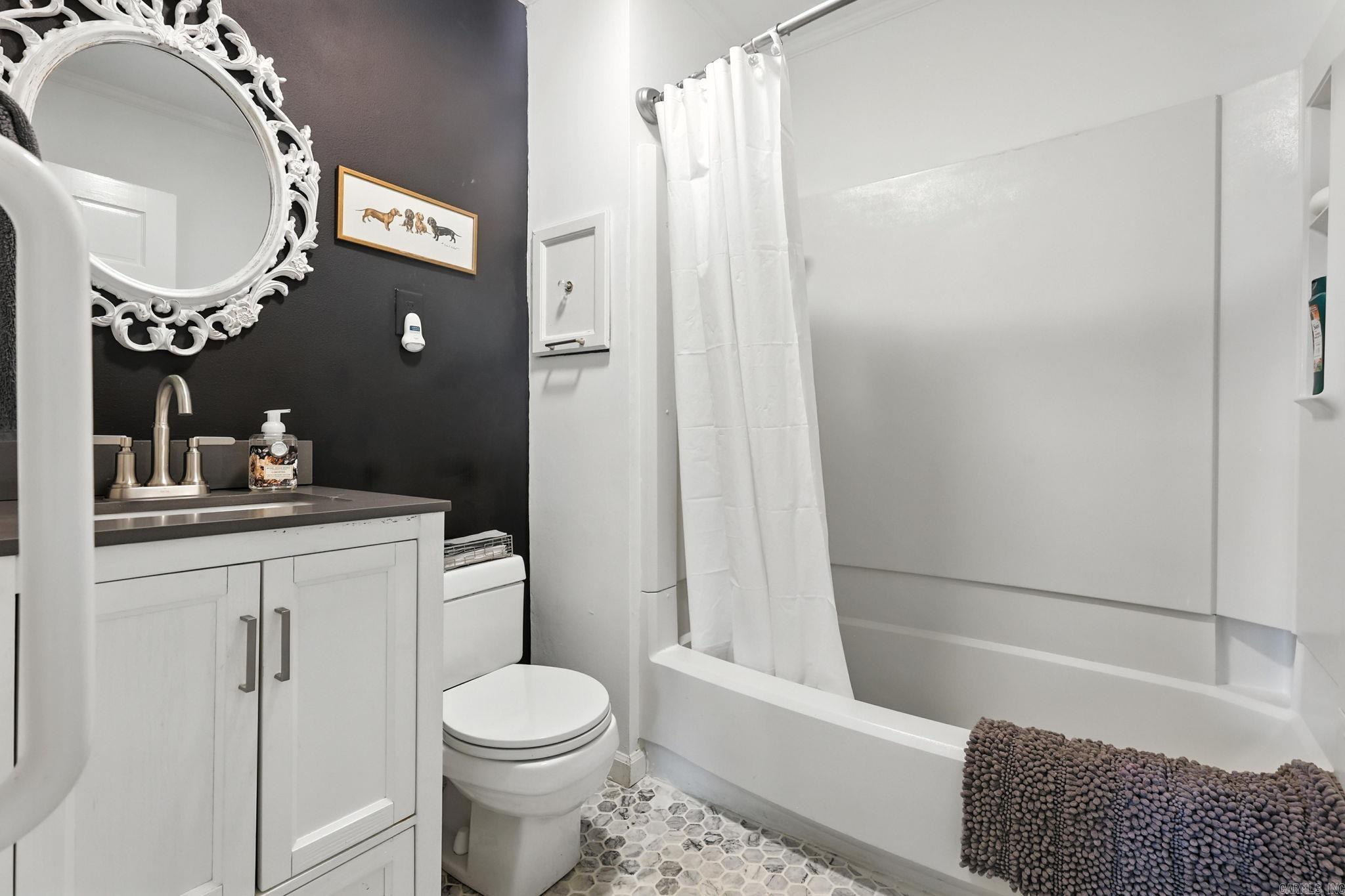 Little Rock, Arkansas, 72223, United States, 3 Bedrooms Bedrooms, ,3 BathroomsBathrooms,Residential,For Sale,1968786