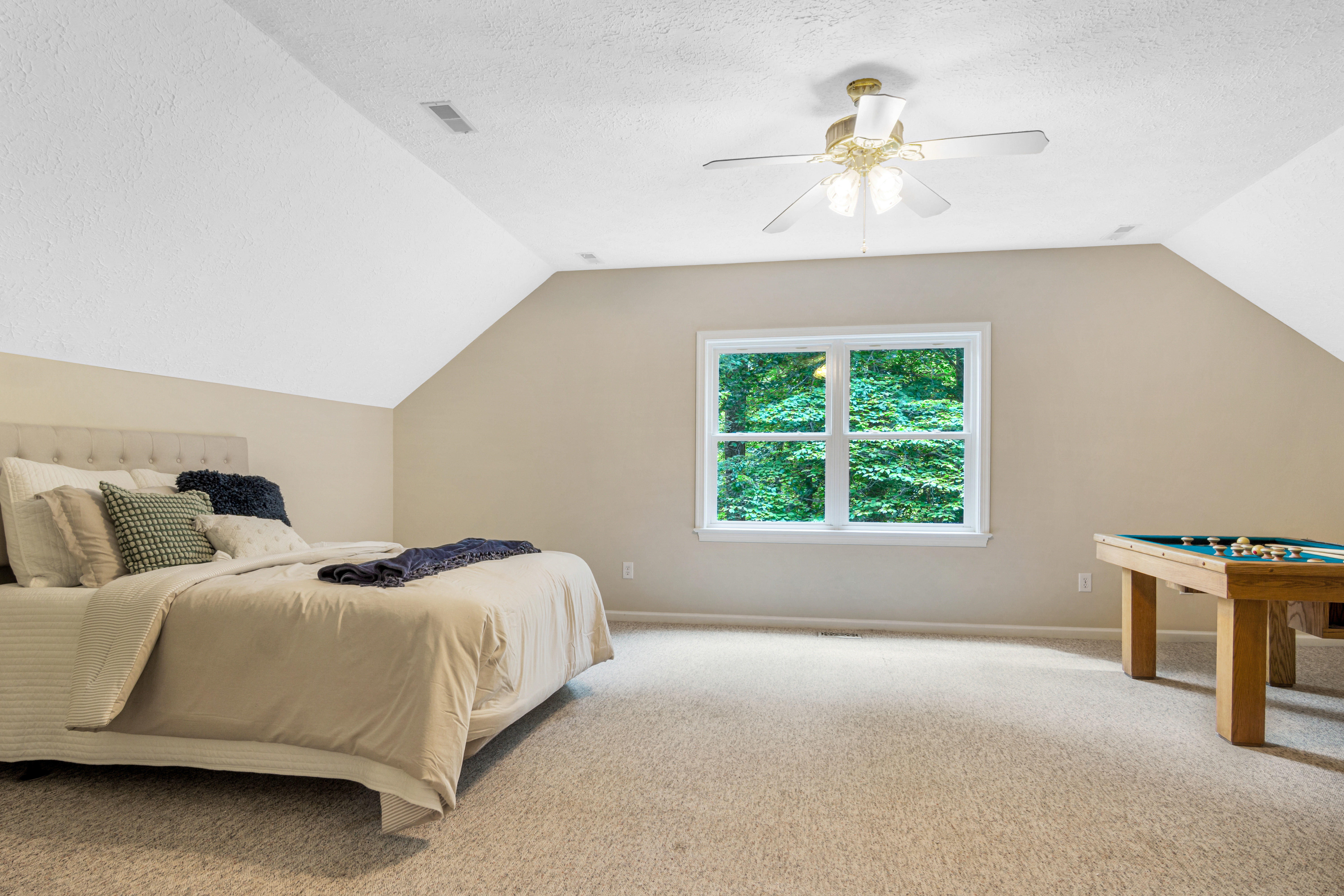 Williamsburg, Virginia, 23185, United States, 4 Bedrooms Bedrooms, ,4 BathroomsBathrooms,Residential,For Sale,1892691