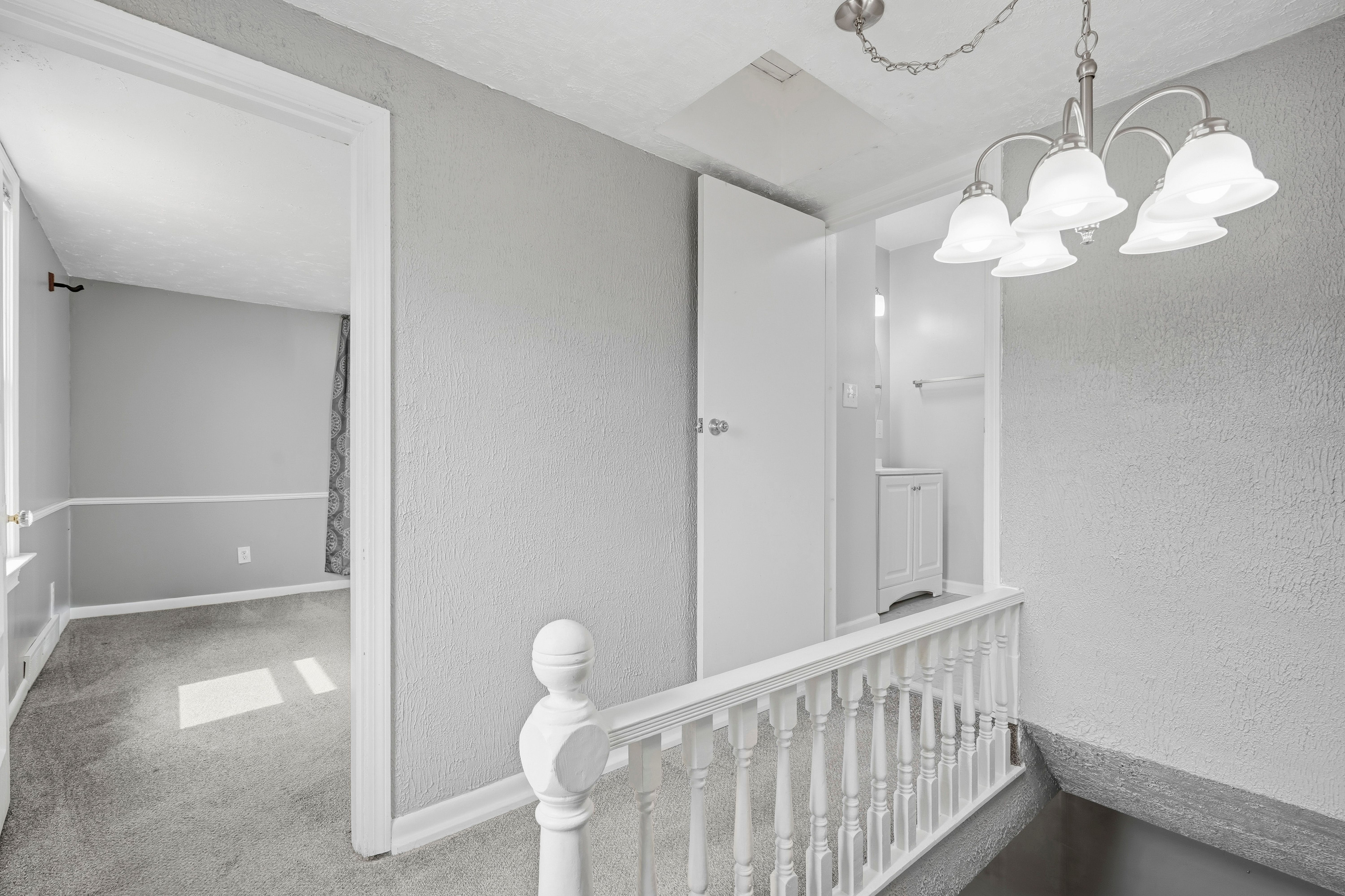  636 1/2 Fifth Avenue, Coraopolis, PA 15108 - 物件實景