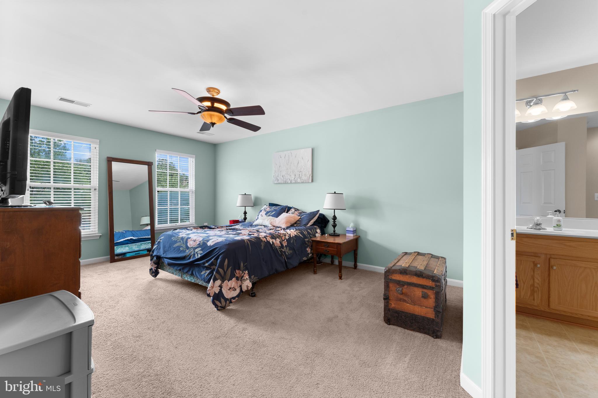 Culpeper, Virginia, 22701, United States, 4 Bedrooms Bedrooms, ,3 BathroomsBathrooms,Residential,For Sale,1864481