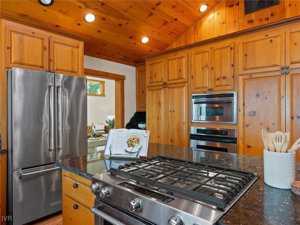 Glenbrook, Nevada, 89413, United States, 5 Bedrooms Bedrooms, ,4 BathroomsBathrooms,Residential,For Sale,1995630