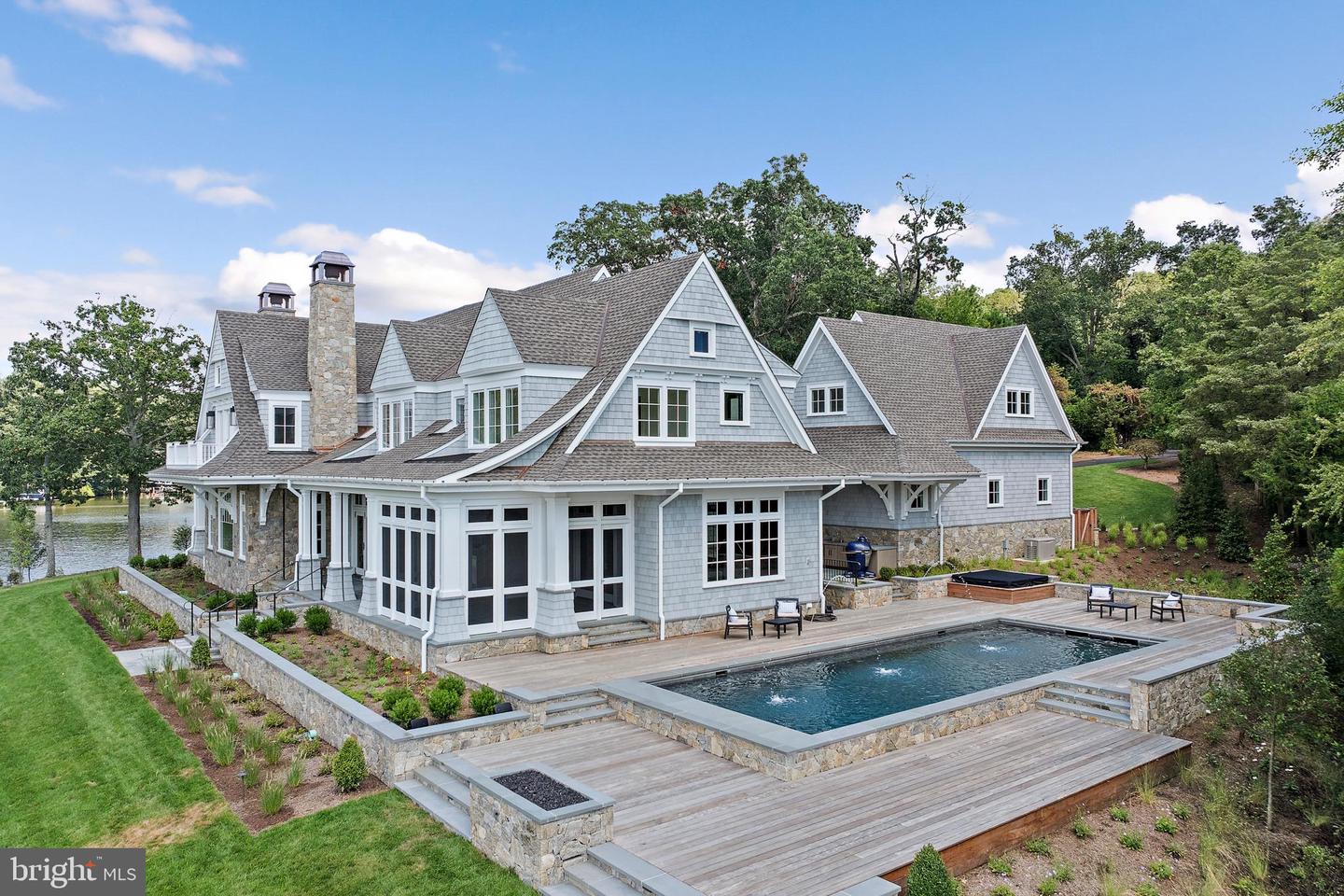 Annapolis, Maryland, 21403, United States, 4 Bedrooms Bedrooms, ,6 BathroomsBathrooms,Residential,For Sale,1940452