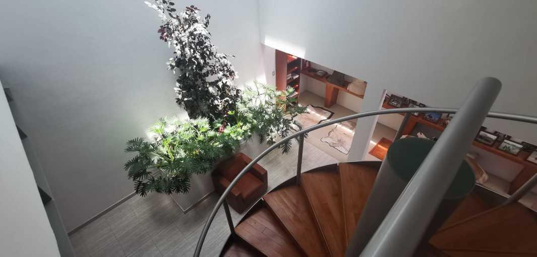 Nogales, Corregidora, Querétaro, 76904, Mexico, 4 Bedrooms Bedrooms, ,8 BathroomsBathrooms,Residential,For Sale,Nogales,1621493