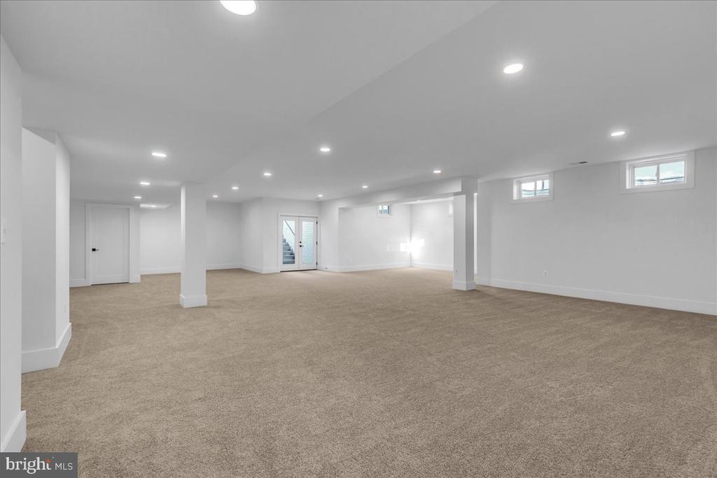 Oak Hill, Virginia, 20171, United States, 4 Bedrooms Bedrooms, ,6 BathroomsBathrooms,Residential,For Sale,2006195