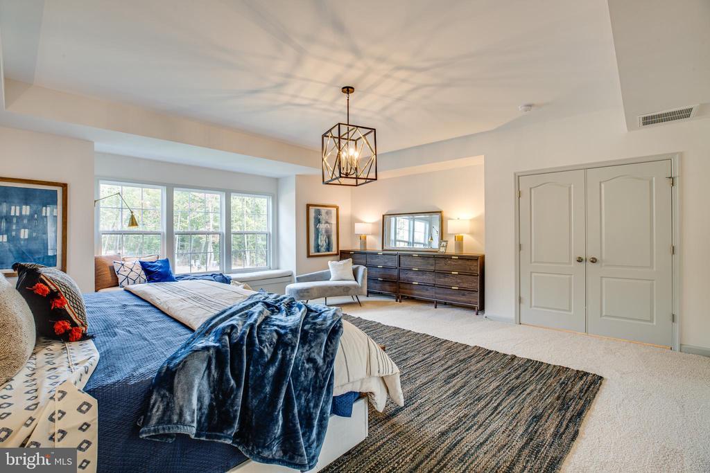 Spotsylvania, Virginia, 22551, United States, 6 Bedrooms Bedrooms, ,4 BathroomsBathrooms,Residential,For Sale,1916890