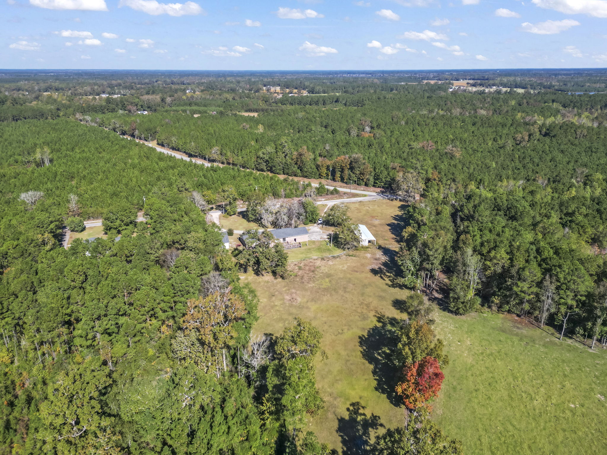 Galivants Ferry, South Carolina, 29544, United States, 4 Bedrooms Bedrooms, ,3 BathroomsBathrooms,Residential,For Sale,1986095